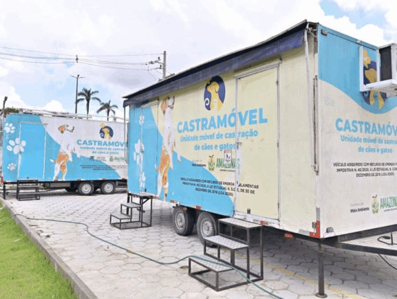 Pela primeira vez, Carauari recebe Castramóvel para castração e vacinação de animais